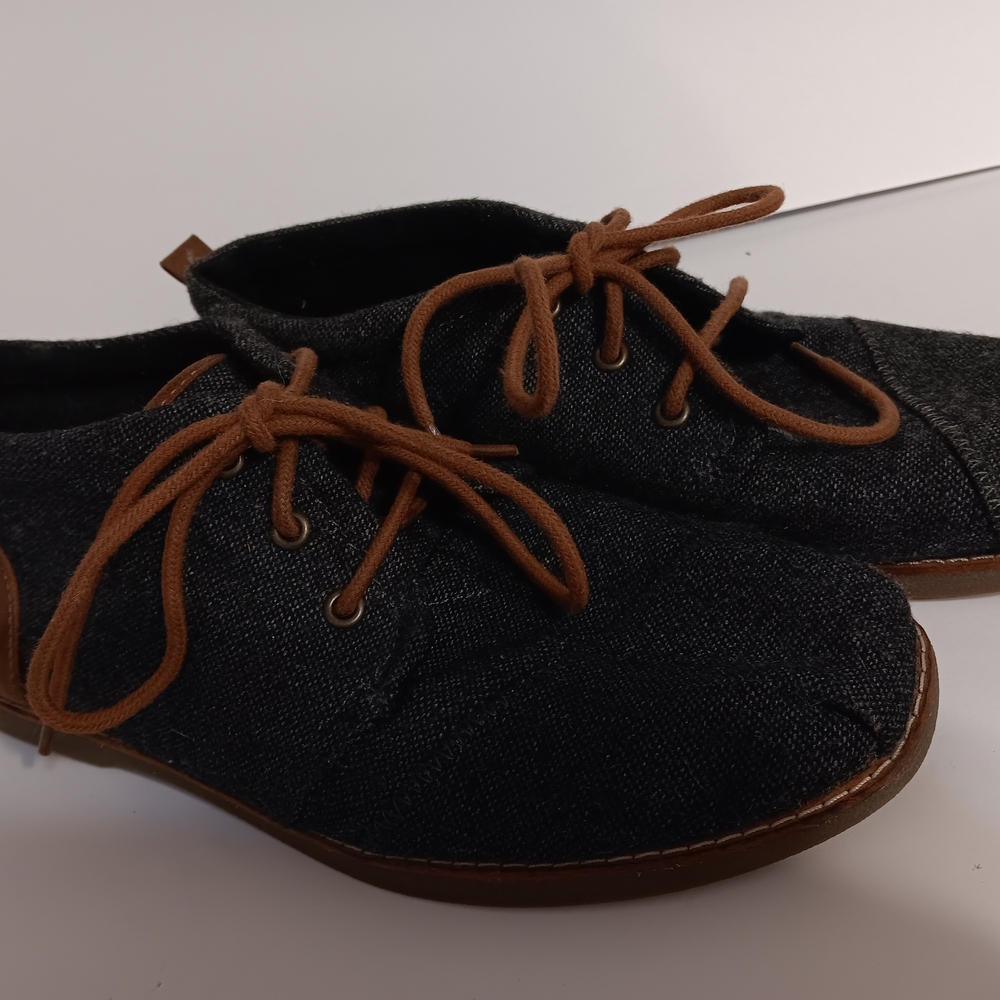 BOBS from Skechers Black Ankle Boots with Brown Laces